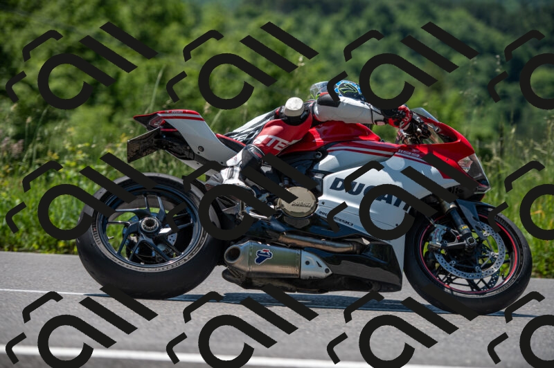 202505241215-M22_5452_m2_