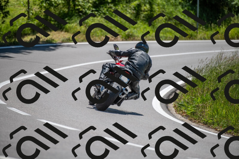 202505241216-M22_5466_m2_