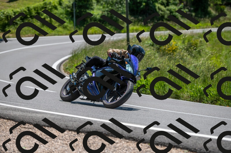 202505241216-M22_5469_m2_