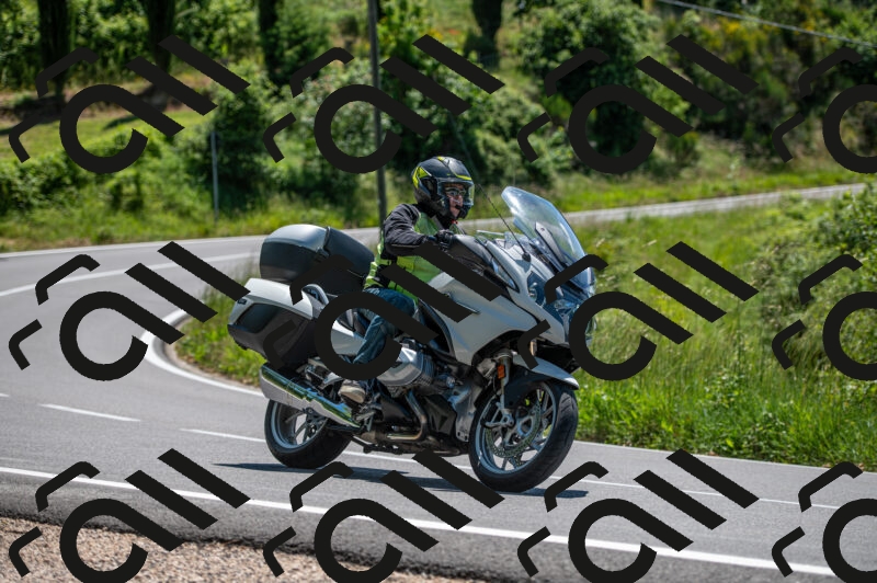 202505241223-M22_5494_m2_