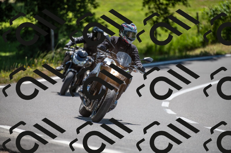 202505241224-M22_5498_m2_