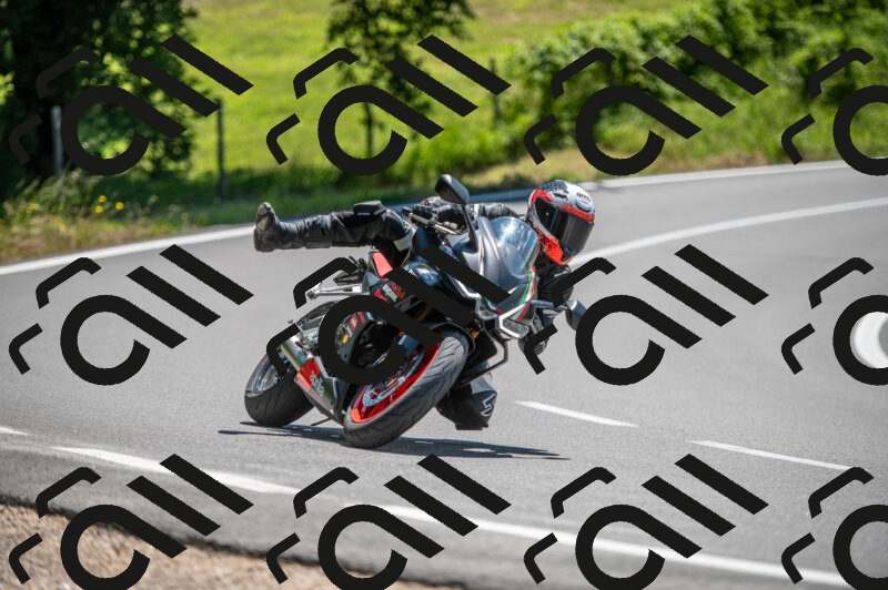 202505241224-M22_5503_m2_