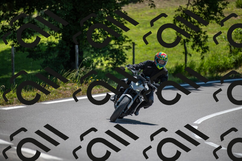 202505241224-M22_5507_m2_