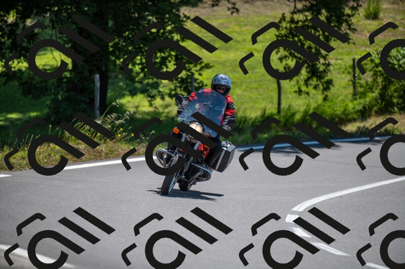 202505241229-M22_5510_m2_