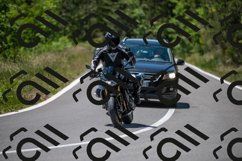 202505241230-M22_5513_m2_