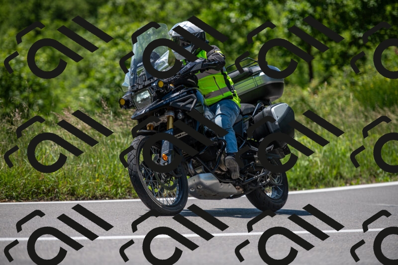 202505241230-M22_5516_m2_