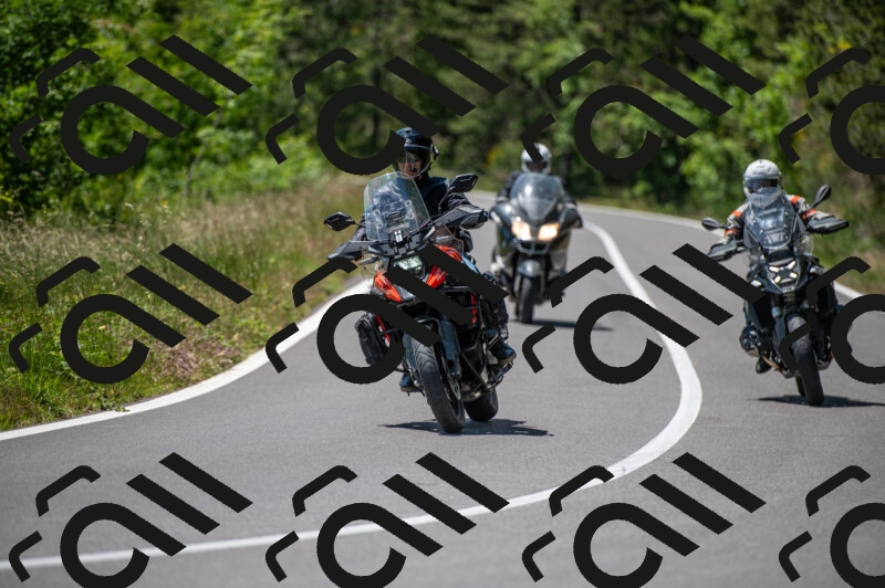 202505241231-M22_5519_m2_