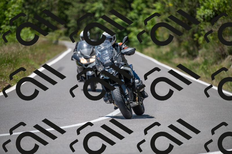 202505241231-M22_5520_m2_