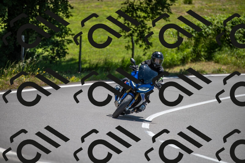 202505241240-M22_5541_m2_