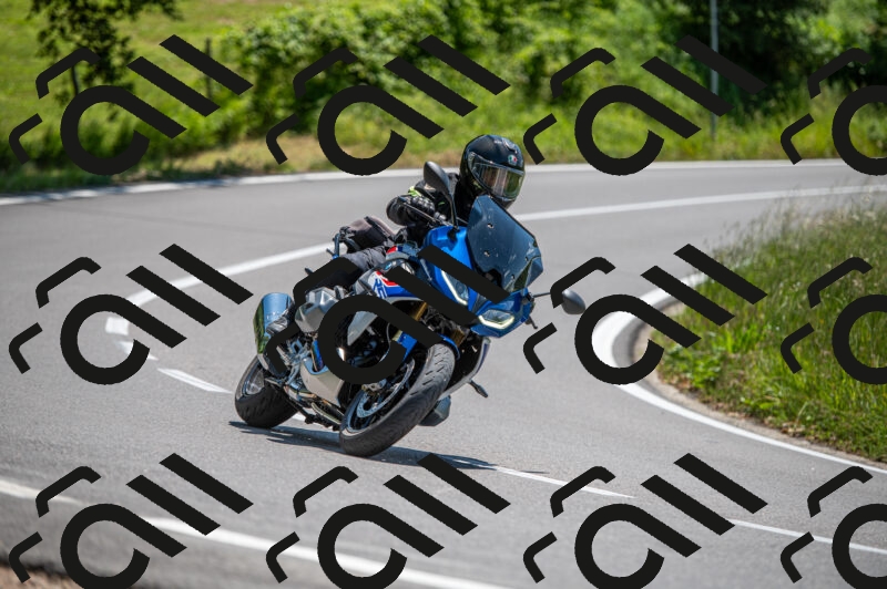 202505241240-M22_5542_m2_