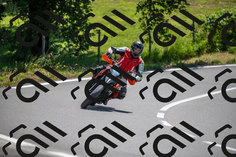 202505241240-M22_5553_m2_