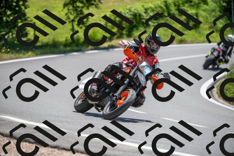 202505241240-M22_5554_m2_