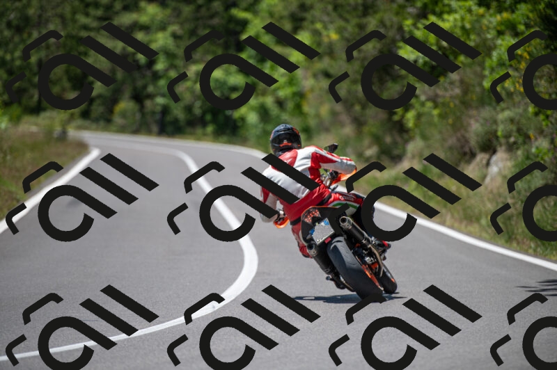 202505241240-M22_5556_m2_