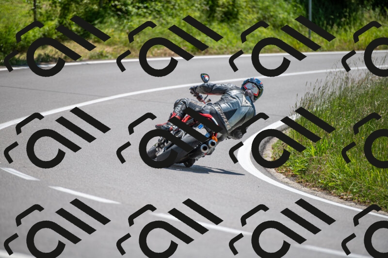 202505241242-M22_5563_m2_