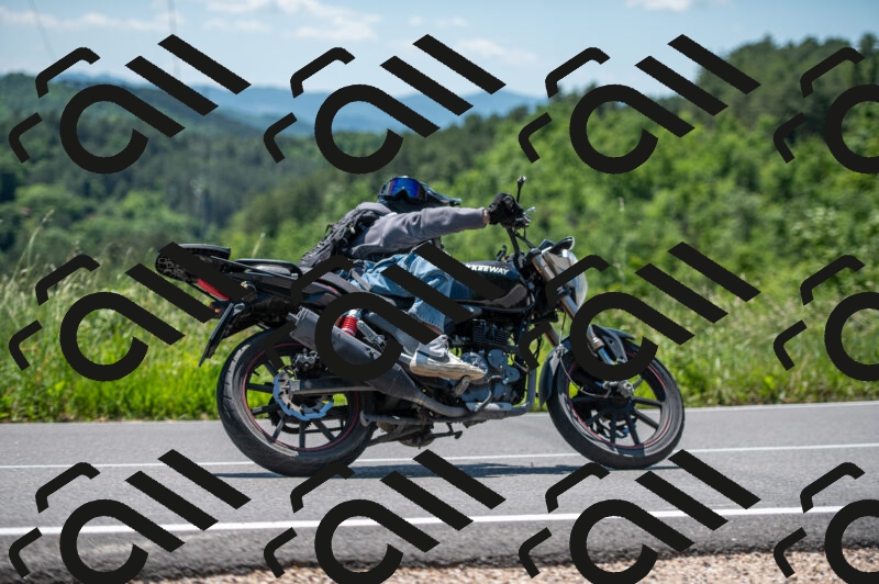 202505241244-M22_5573_m2_