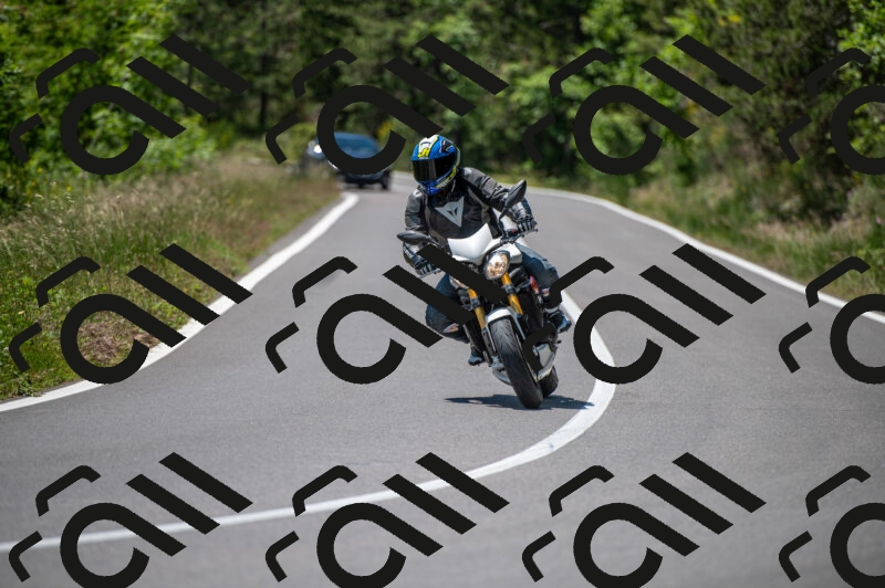 202505241247-M22_5586_m2_