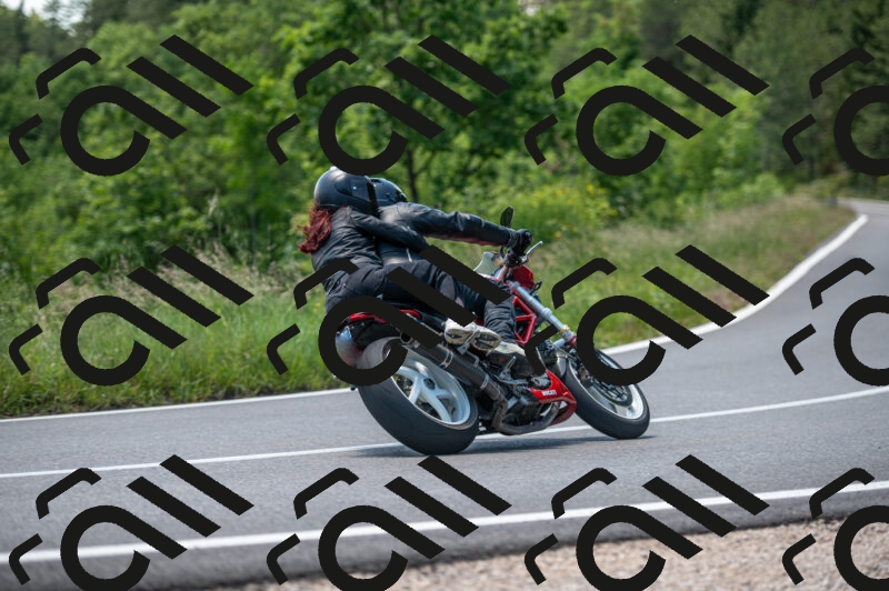 202505241249-M22_5602_m2_