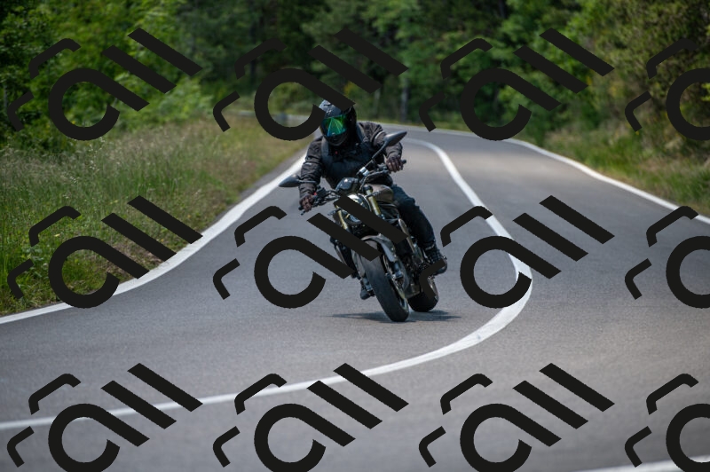 202505241251-M22_5607_m2_