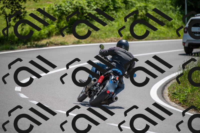 202505241251-M22_5612_m2_