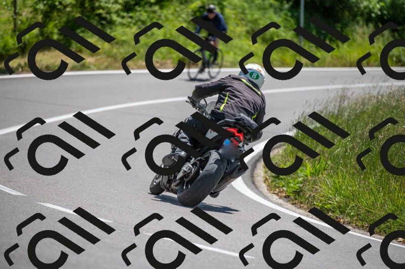 202505241254-M22_5615_m2_