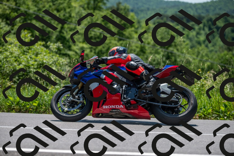 202505241254-M22_5618_m2_