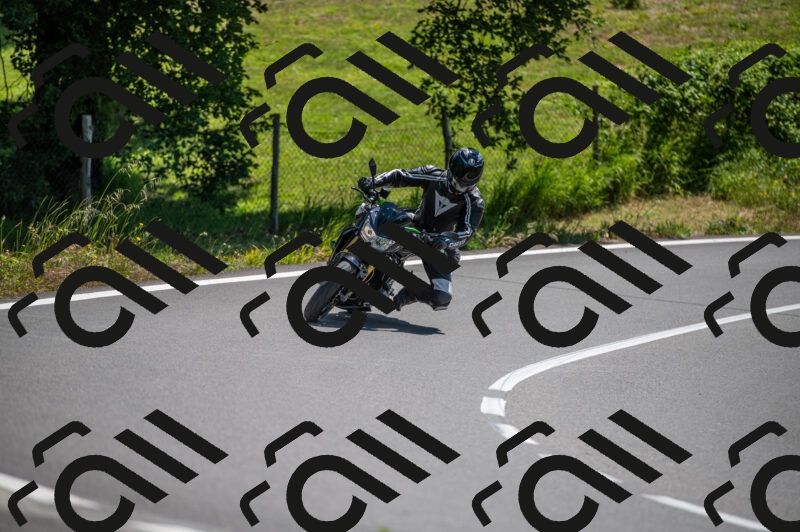 202505241255-M22_5627_m2_