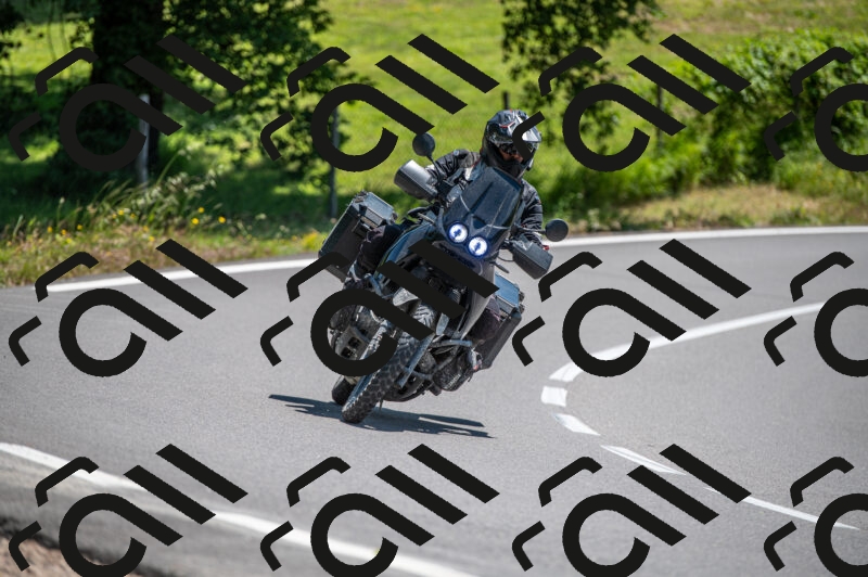 202505241259-M22_5635_m2_