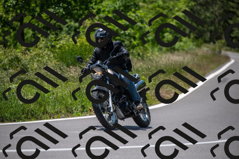 202505241300-M22_5640_m2_