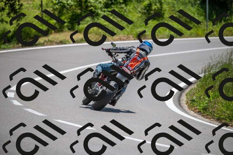 202505241302-M22_5646_m2_