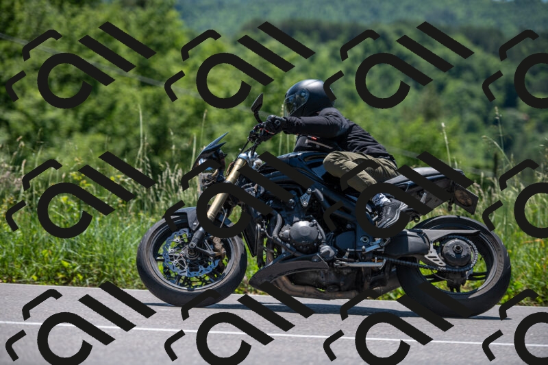 202505241302-M22_5648_m2_