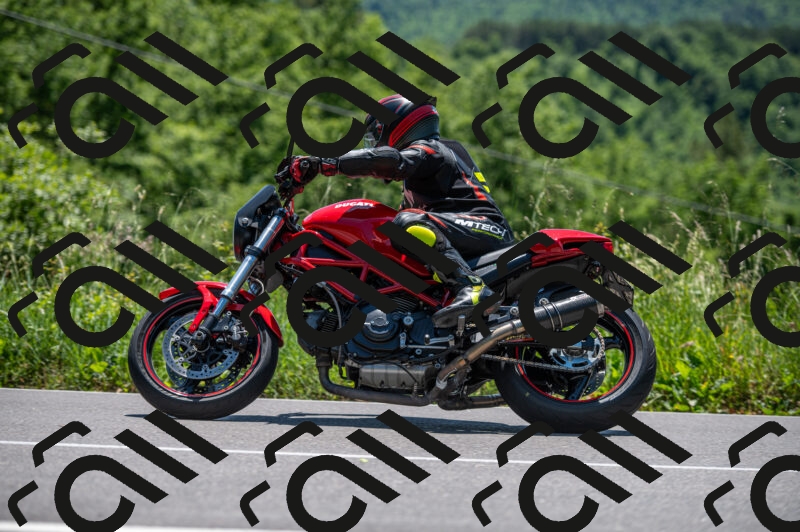 202505241304-M22_5652_m2_