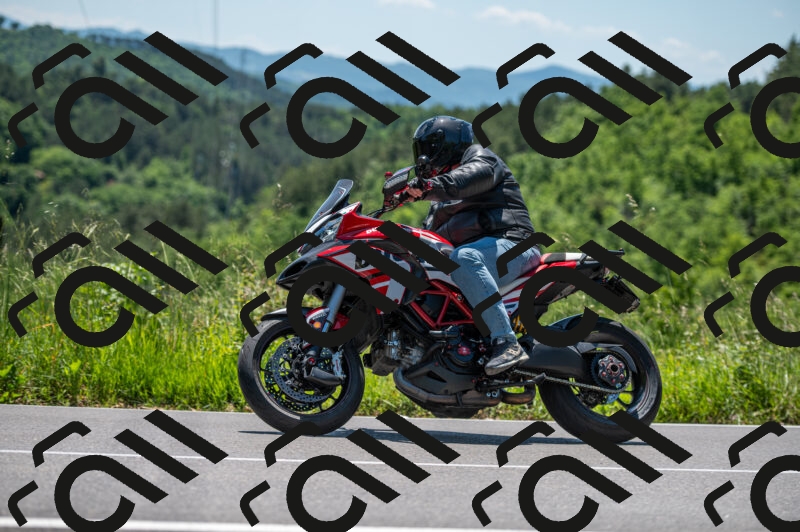 202505241307-M22_5667_m2_