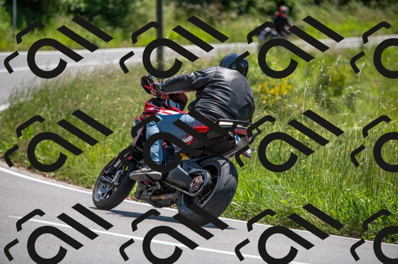 202505241307-M22_5668_m2_