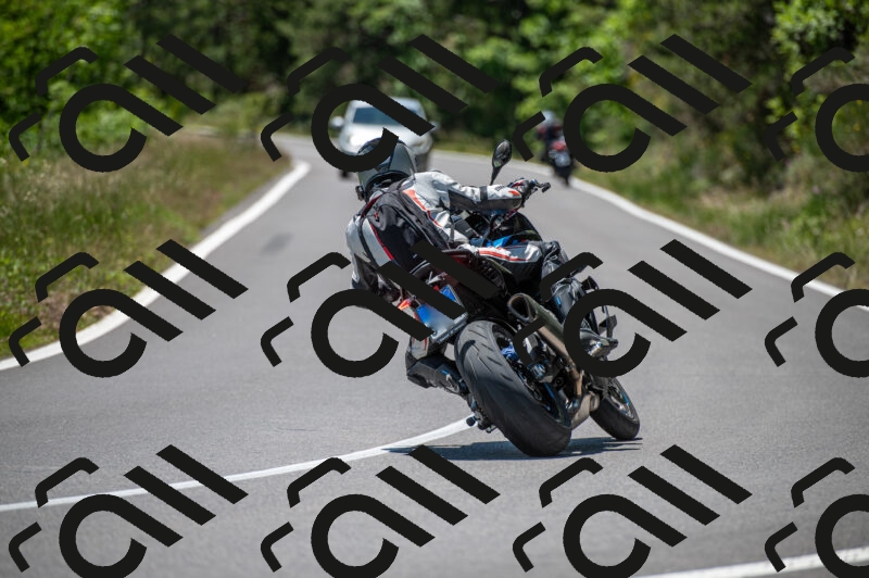 202505241316-M22_5687_m2_