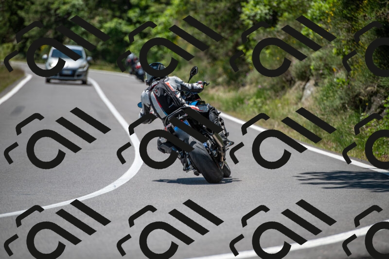 202505241316-M22_5688_m2_