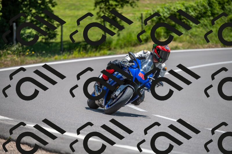 202505241330-M22_5713_m2_