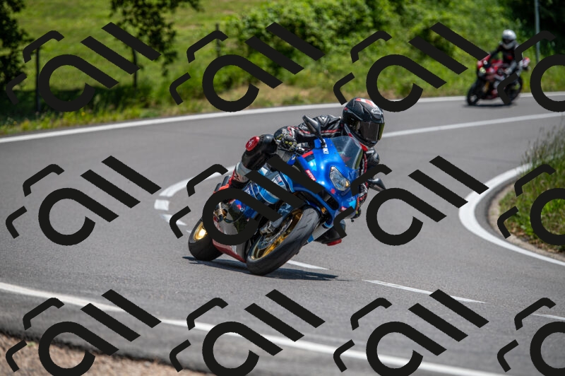 202505241330-M22_5718_m2_