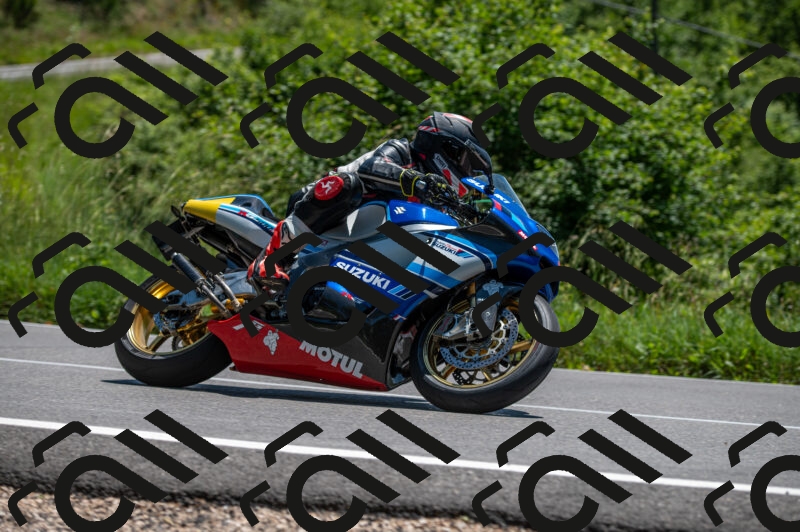 202505241330-M22_5719_m2_