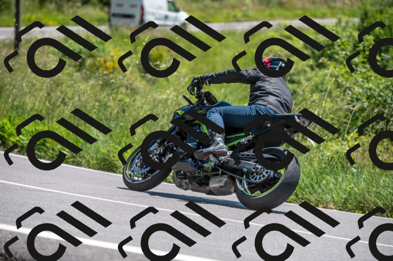 202505241337-M22_5744_m2_