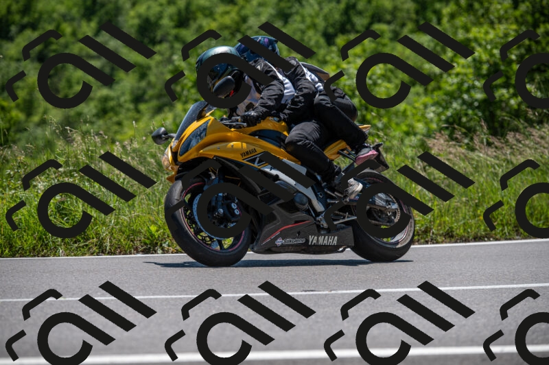 202505241353-M22_5792_m2_