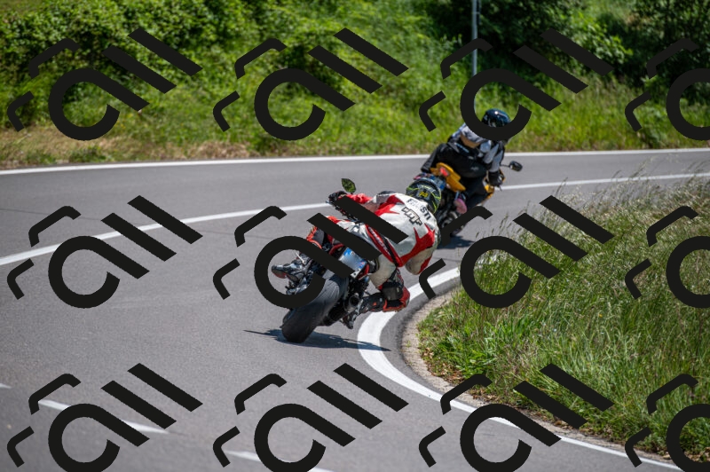 202505241353-M22_5795_m2_