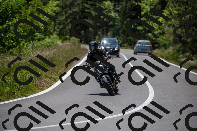 202505241400-M22_5805_m2_