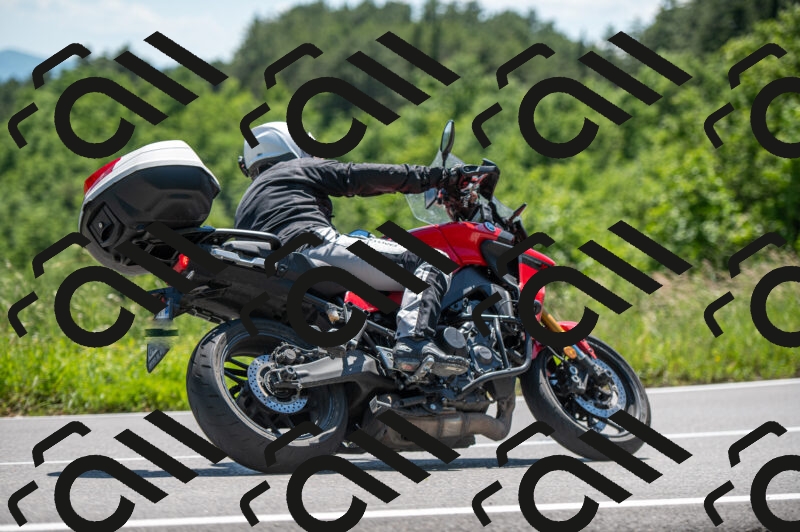 202505241400-M22_5811_m2_