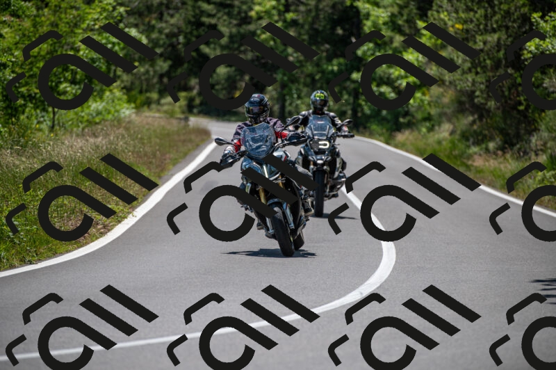 202505241405-M22_5819_m2_