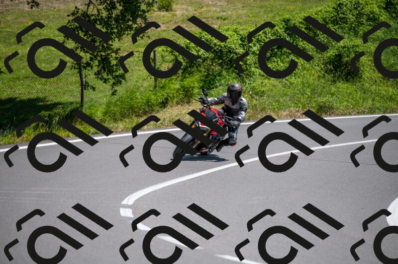 202505241406-M22_5826_m2_