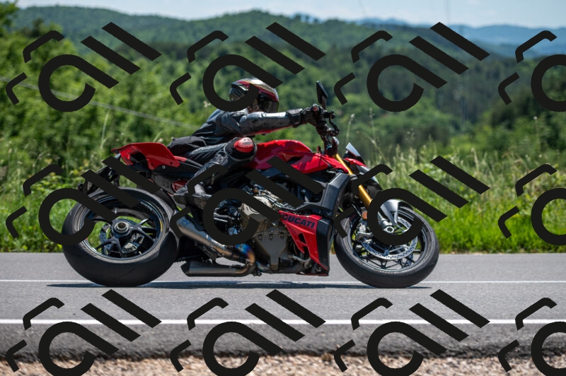 202505241406-M22_5830_m2_