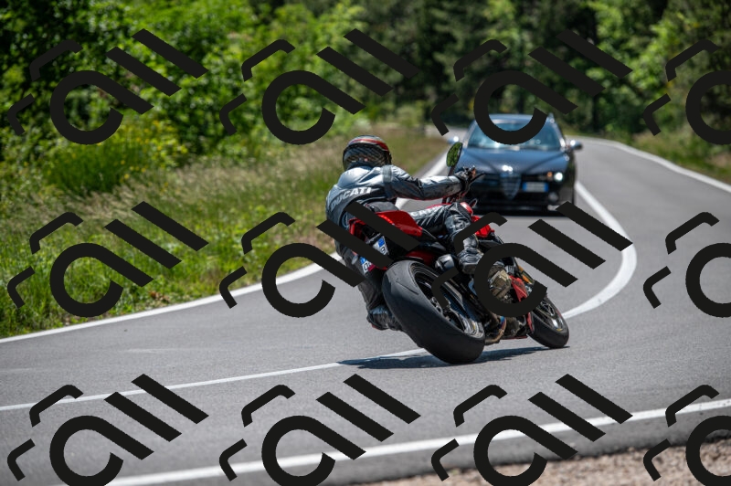 202505241406-M22_5831_m2_