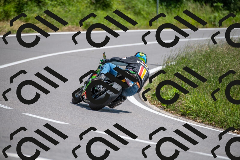 202505241407-M22_5850_m2_