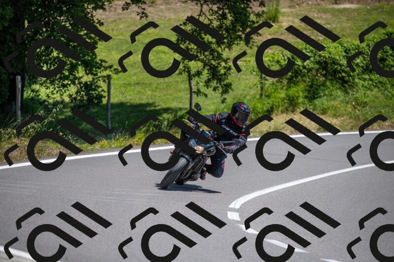 202505241409-M22_5866_m2_