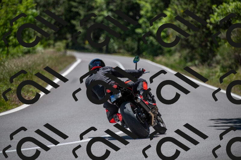 202505241409-M22_5869_m2_